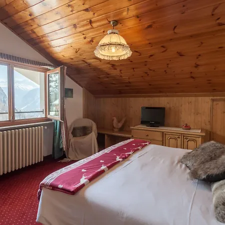 Vallee Blanche Hotel