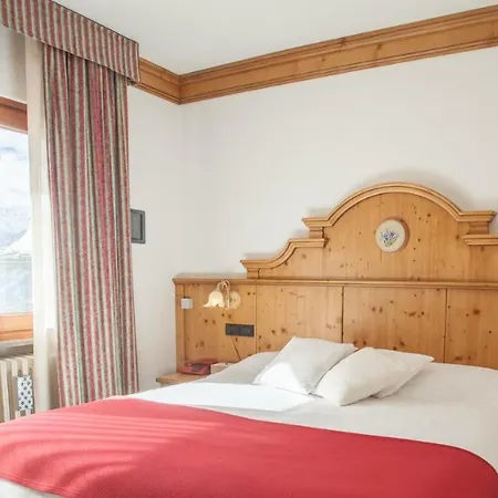Hotel Vallee Blanche 3*