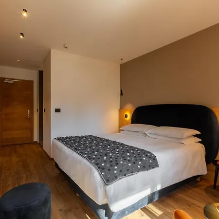 Vallee Blanche Готель 3*