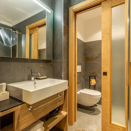 Hotel Vallee Blanche 3*