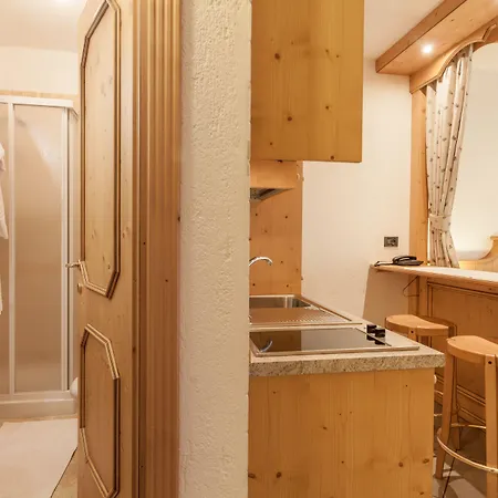 ホテル Vallee Blanche クールマイユール