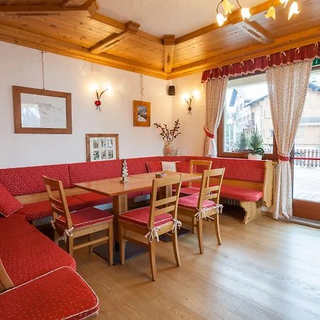 Vallee Blanche ホテル クールマイユール